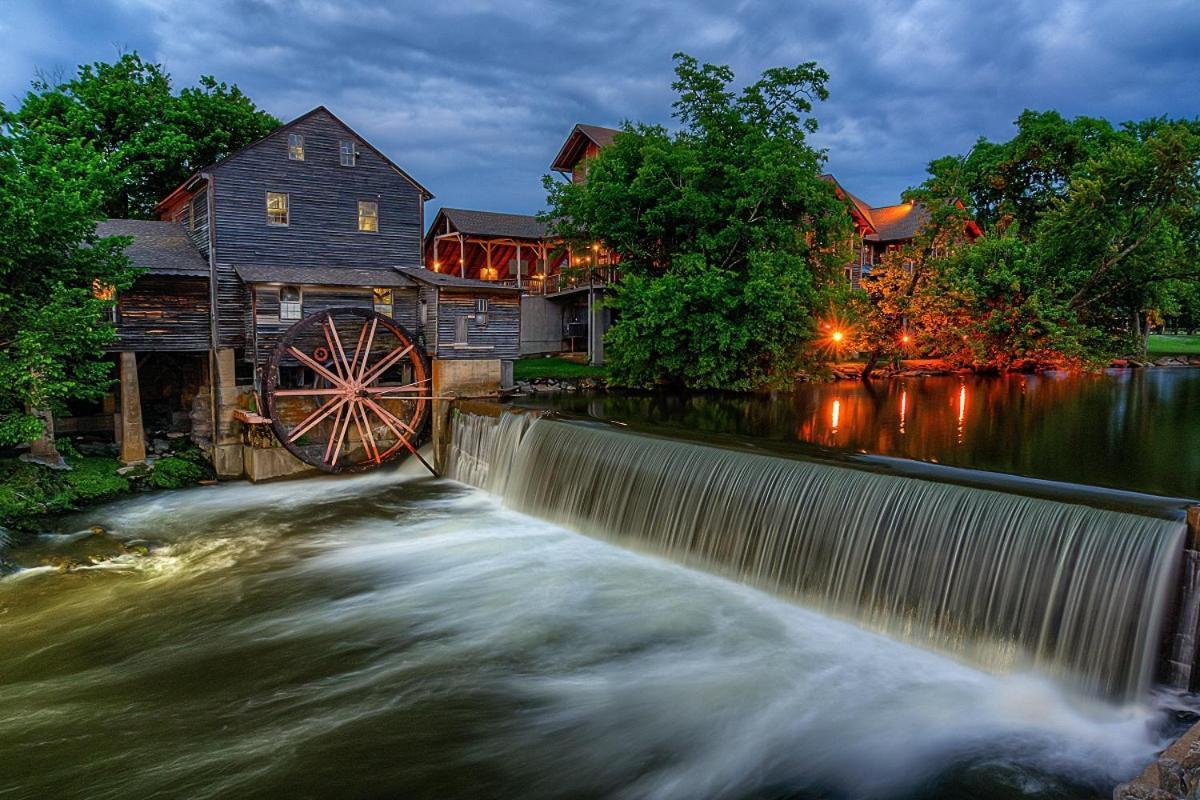 The Mason Jar, Hot Tub, Wifi, 1089 Free Tickets Each Paid Day, Dollywood And More! Pigeon Forge Extérieur photo