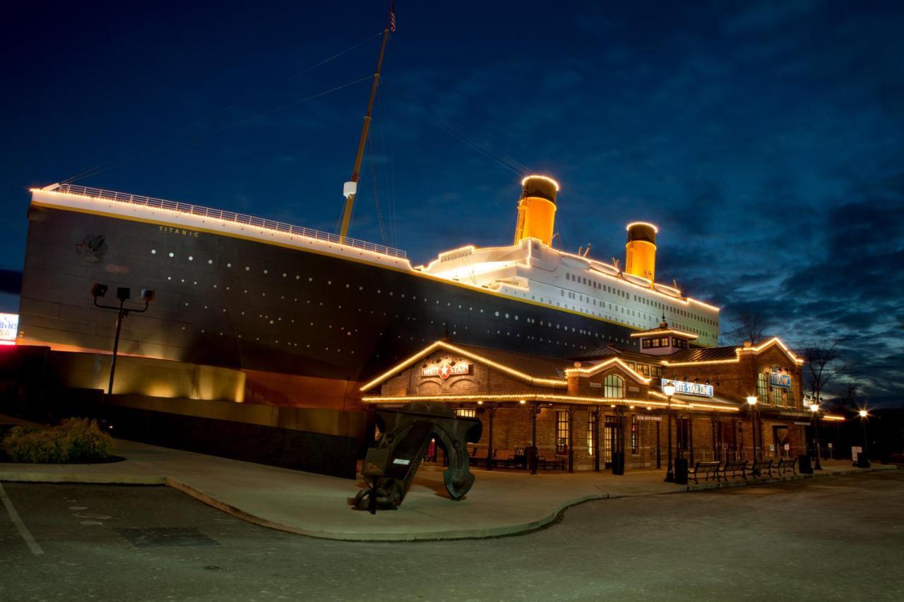 The Mason Jar, Hot Tub, Wifi, 1089 Free Tickets Each Paid Day, Dollywood And More! Pigeon Forge Extérieur photo