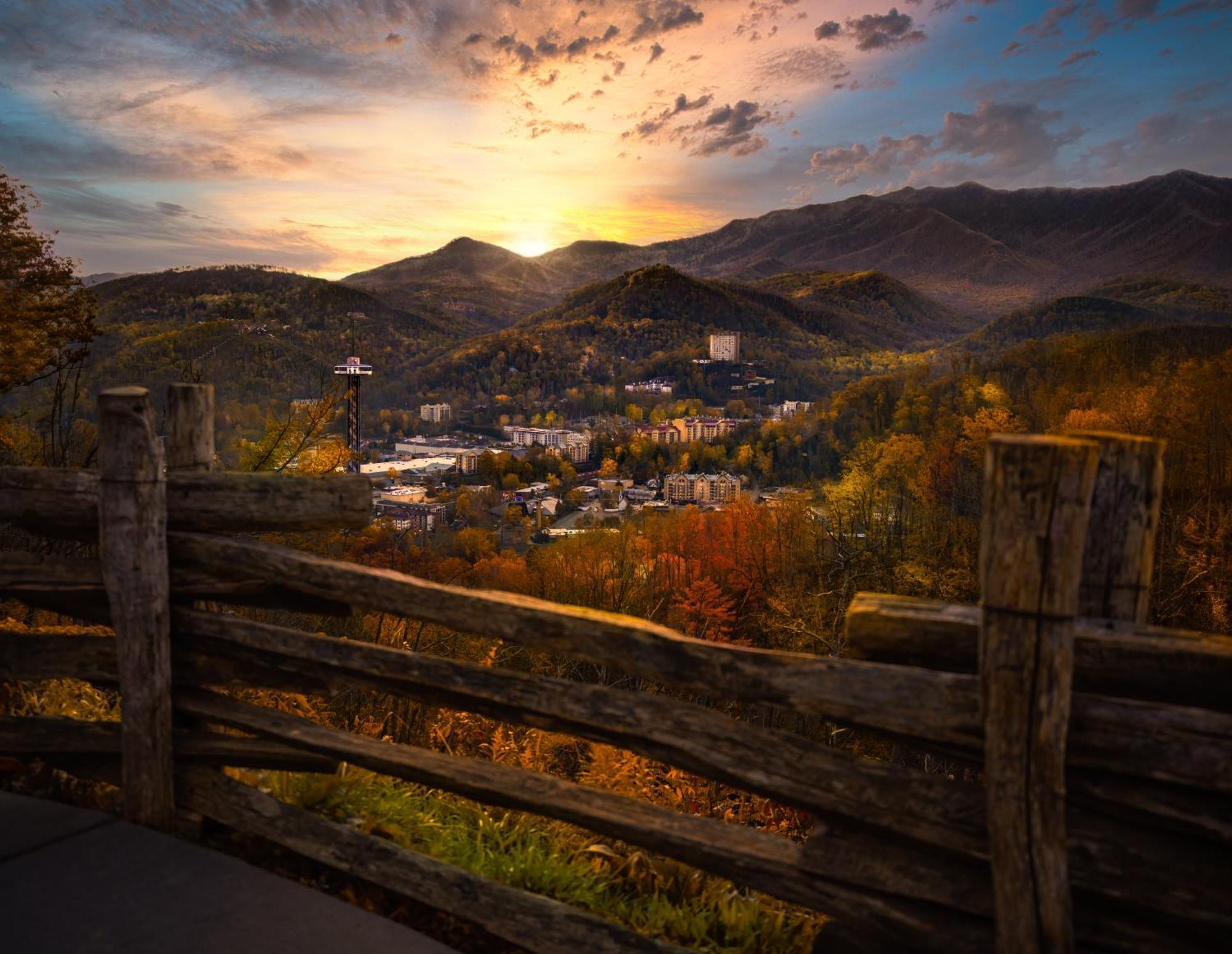 The Mason Jar, Hot Tub, Wifi, 1089 Free Tickets Each Paid Day, Dollywood And More! Pigeon Forge Extérieur photo